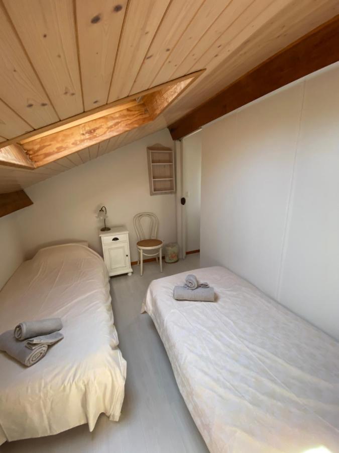 Maison De Vacances Village Ocelandes サン・ジュリアン・アン・ボルヌ エクステリア 写真